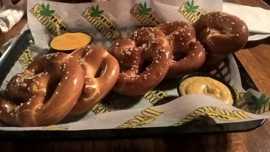 Dagwood's Deli & Sports Bar